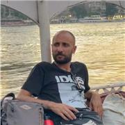 Insegnante capace, stimolante e attento a Napoli. Chiamami