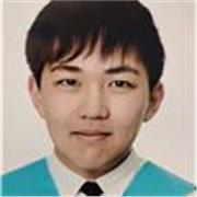 Estudiante de bachillerato con un nivel C1 Cambridge que busca ayudar a otros estudiantes de secundaria o bachillerato