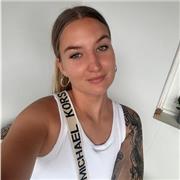 Profesora de español para jóvenes y adultos extranjeros