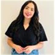Facilitadora de talleres con formación en psicología y recursos humanos