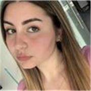 Sono una studentessa del liceo classico al quarto anno con media del 9. Offro aiuto compiti a bambini di elementari e medie. Sono automunita