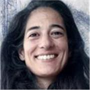 Professeure expérimentée et qualifiée dans l'accompagnement à la scolarité