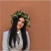 Sono una docente di lettere abilitata e offro lezioni di italiano, storia e geografia. 