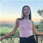 Laureanda offre aiuto compiti per elementari, medie