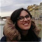 Giovane insegnante offre ripetizioni o aiuto compiti per studenti di scuole elementari, medie e superiori in diverse discipline umanistiche