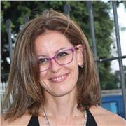 Lezioni Diritto ed Economia. Docente abilitata con esperienza anche in sostegno, offre ripetizioni a studenti delle superiori