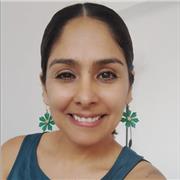 Soy una mujer decidida a mejorar cada día y compartir cada logro y cada aprendizaje con las demás personas.
La objetividad y la escucha activa me permite descubrir puntos donde puedo apoyar a las personas a evolucionar en su pensamiento o decisiones que h