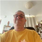 passionné de littérature Française avec un bon niveau, je peux accompagné collégiens ou lycéens pour préparer leur examen.