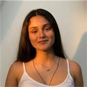 Profesora de Historia, clases a niños de hasta 12 años