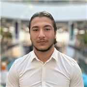 Je suis disponible pour aide et soutien afin de  débuter dans l’informatique .