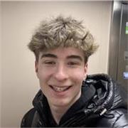 Tengo el bachillerato y doy clases presenciales a niños; mis clases son activas, didácticas y mantienen la atención del alumnado.