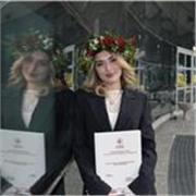 Laureata in Economia e Statistica e studentessa magistrale alla LUMSA, aiuto bambini e ragazzi con i compiti a Roma. 