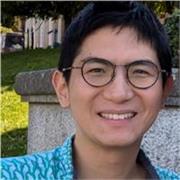 Trilingual English tutor with higher education experiences across three continents. Skilled at tailoring lessons to varying levels