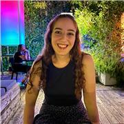 Studentessa di Biotecnologie, impartisco lezioni in materie scientifiche e inglese per studenti delle medie e biennio superiori