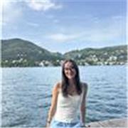 Estudiante de Odontología doy clases de repaso de matemáticas, biología, química y lenguaje nivel Primaria, ESO y Bachillerato.