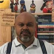 Sou professor com experiência em ensino médio, técnico e superior nas disciplinas de Física e Matemática