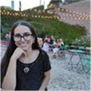 Ragazza con diploma di Liceo Linguistico offre lezioni di inglese, spagnolo e italiano