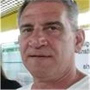 Ingeniero enseña matemáticas y español