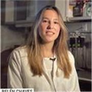 Doctora en Química Médica, trabajando en un grupo de investigación de Biología Molecular y Estructural