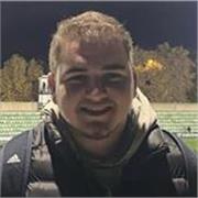 Estudiante de periodismo en último año que piensa ser profesor en un futuro 