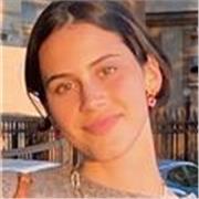 Extrovertida, comprometida y organizada, dispuesta a darlo todo