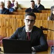 Docente abilitato all'insegnamento nella scuola secondaria, disponibile per ripetizioni nelle materie umanistiche