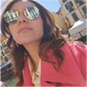 Studentessa con certificazione cambridge C1