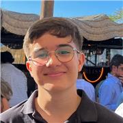 Estudiante de educación social, con conocimientos esucativos y proactividad