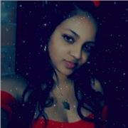 Profesora de español ofrece clases a los niños de la población..en verbos,oraciones ,sustantivos etc