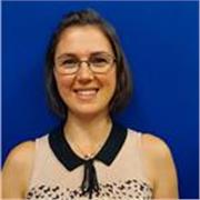 Insegnante di Inglese per stranieri con 15 anni di esperienza in UK, offre lezioni individuali e di gruppo, tutti i livelli.