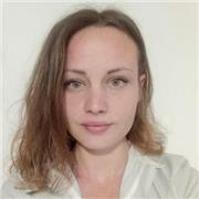 Professoressa impartisce lezioni e aiuto compiti nelle materie umanistiche: filosofia, letteratura, storia, latino, geografia, ecc