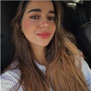 Profesora titulada en psicología ambiente creativo y divertido