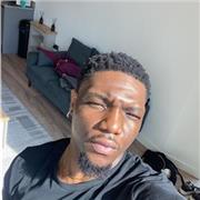 Hi my name is Victory  and  I would describe myself as a very positive person and playful,  my lessons will be aimed at the indi