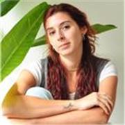 Profesora y Psicóloga ofrece clases arte con enfoque terapéutico.