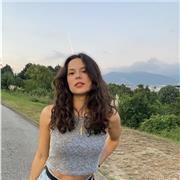 Doy clases de ingles, biología, mates, lengua, euskera e historia. Desde primaria hasta bachiller