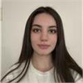 Ana dili Rusça olan bir eğitmenim; derslerimde konuşma, dil bilgisi, okuma ve yazma becerilerini birlikte geliştiriyoruz.