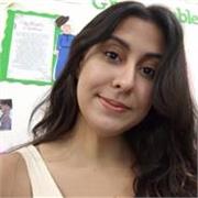 Soy profesora de inglés con formación en Letras y tengo experiencia en la enseñanza en proyectos bilingües. 