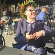 Sono Paolo e sono laureato in Psicologia, se vuoi una mano coi compiti, una metolodia per organizzarti e un supporto sono qua