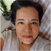 Professora de Português e reforço escolar online para adolescentes e adultos