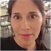 Profesora de Español imparte clases para todas las edades