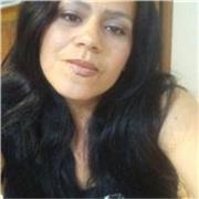 Profesora de contabilidad imparte clases particulares a todas las edades