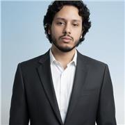 Profesor de inglés conversacional, enfocado en la comunicación efectiva con hablantes anglosajones