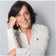 Profesor de contabilidad financiera y de costes con amplia experiencia docente 