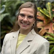 I am an enthousiast PhD holder in Biomedical science, I love to inspire students with my own experience.