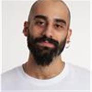 Creativo, polivalente, dinámico, familiar, simpático, clases a niños.