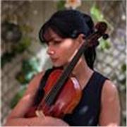 Professional Violinist and Experienced Violin Teacher - All levels and ages welcome!