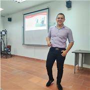 Ingeniero y profesor de matemáticas y tecnología ofrece sus servicios para enseñar y buscar que el estudiante tenga mejores oportunidades