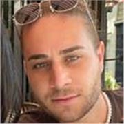 Estudiante de Derecho y nacional francés da clases online para todo tipo de niveles, tanto oral como escrito