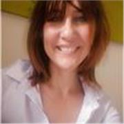 Sono un'insegnante di inglese ed educatrice presso la scuola dell'infanzia e primaria. 