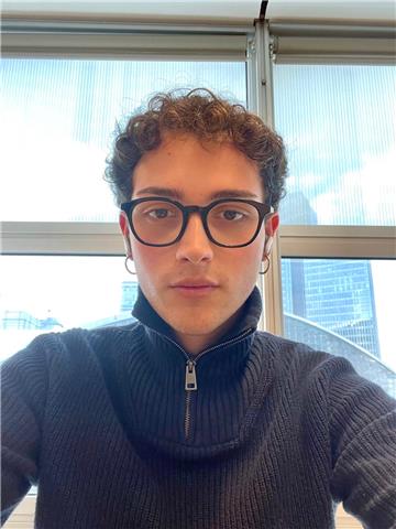 Simone